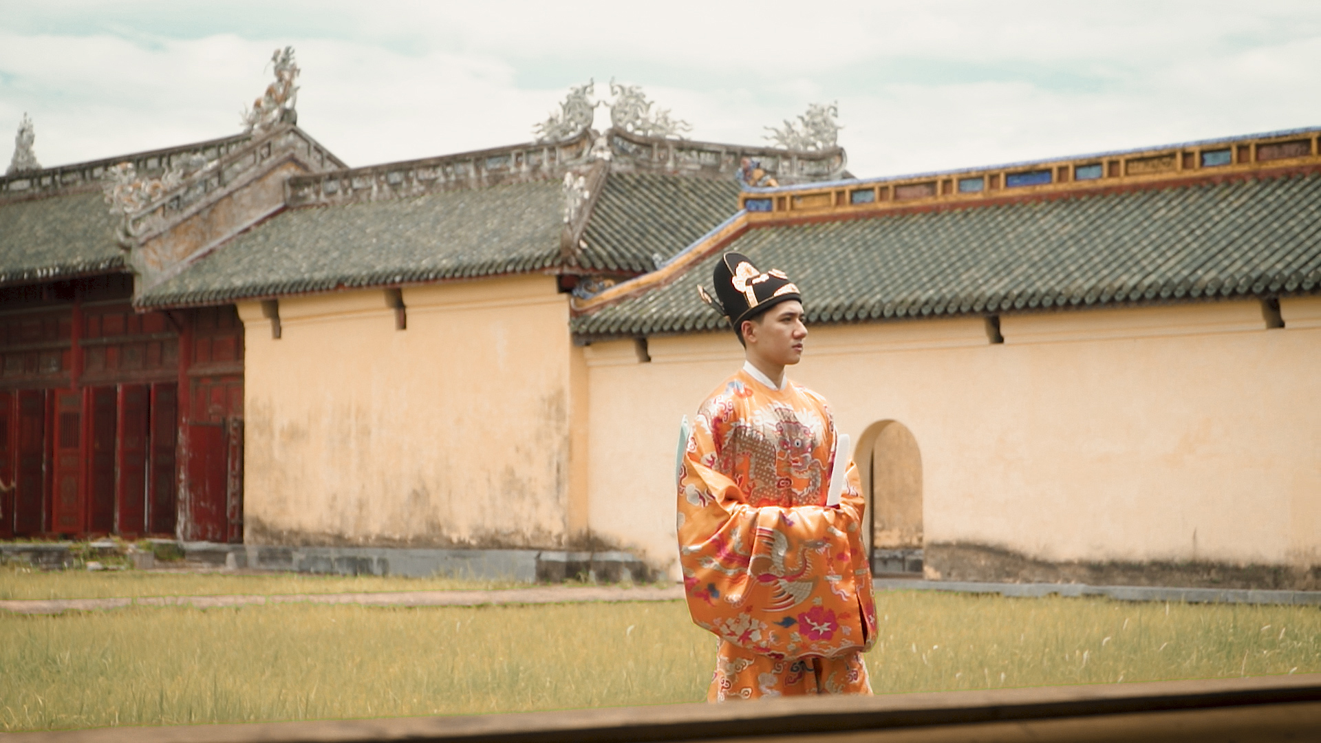 Great Court Attire and The Dynastic Glory of Hue Imperial City